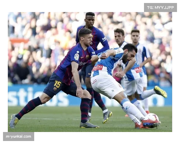 巴萨对西班牙人一役控球率76.7%，传球数三倍于对手